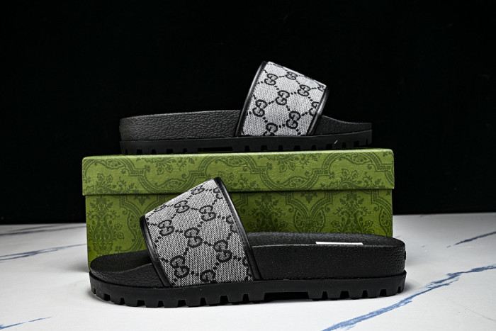GC SANDALS GC-sy-040