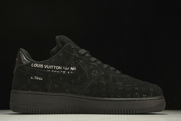 NIKE AIR FORCE 1 NAF-040