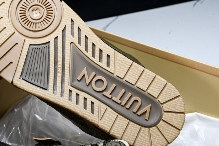 LOU VUIT SNEAKERS LVSS-0347