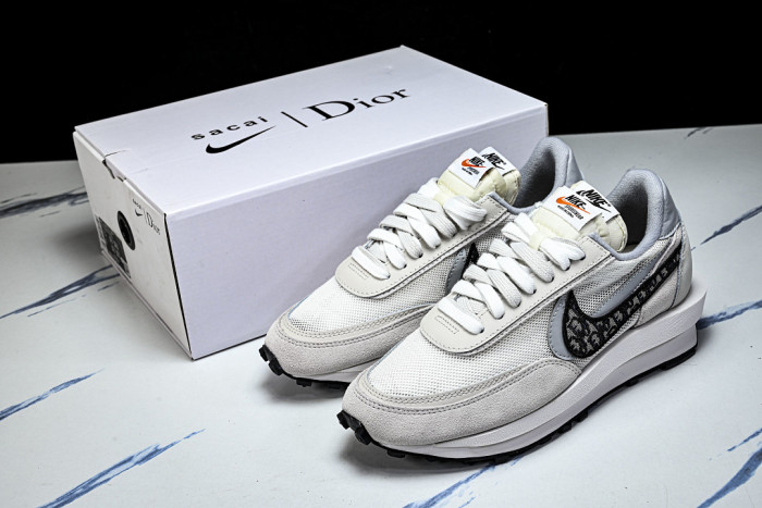 Sacai x Nike Zegamadome CN8898-002