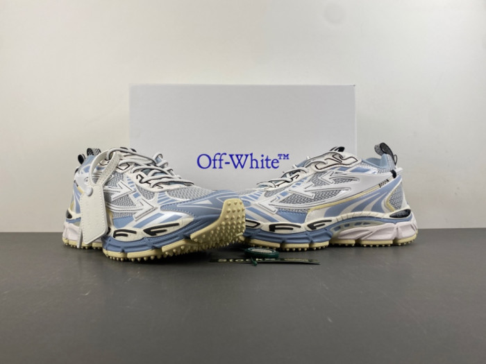 C/O​ SNEAKERS CO-064