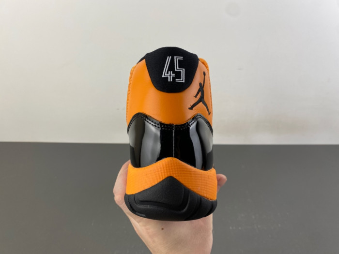Air Jordan 11 Retro CT8012-700