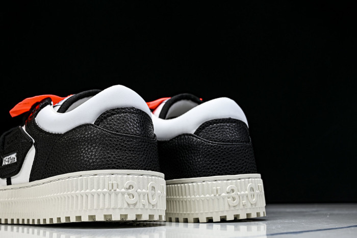 OFF-WHITE 3.0 Off-Court OEOT-003