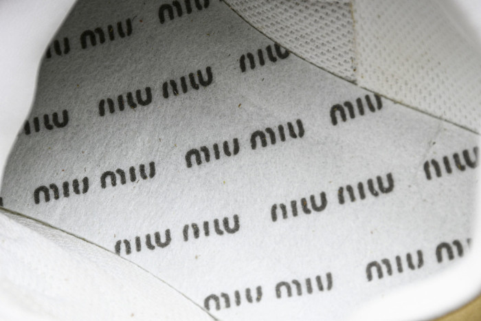 New Balance x Mi­uMi­u 530 MM-005