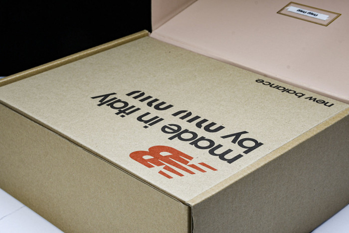 New Balance x Mi­uMi­u 530 MM-005