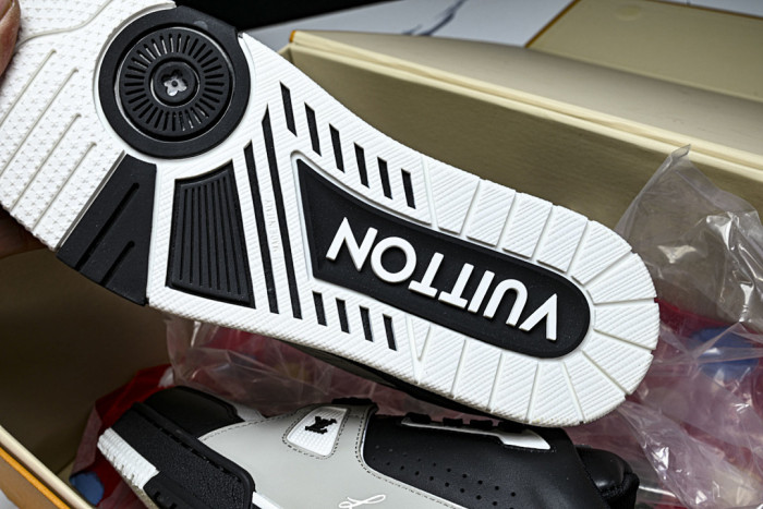 LVT SNEAKERS LVSRS-0196
