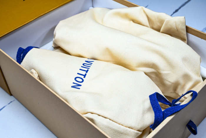 LVT SNEAKERS LVSRS-0074