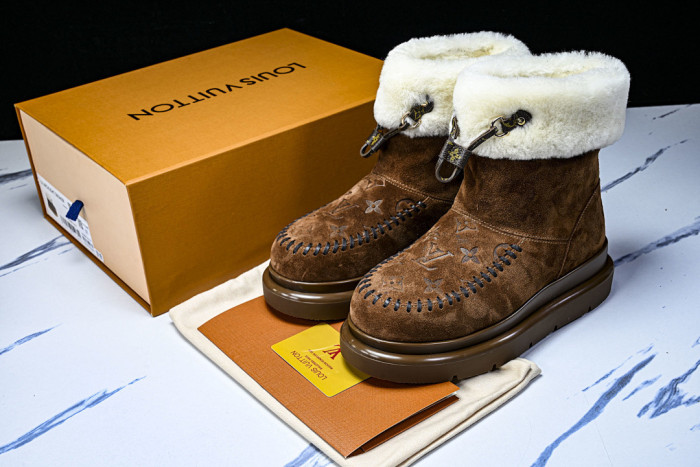 L**V**T* BOOTS LVTBS-055
