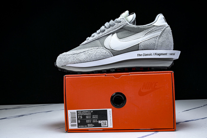 Sacai x Nike Zegamadome DH2684-001