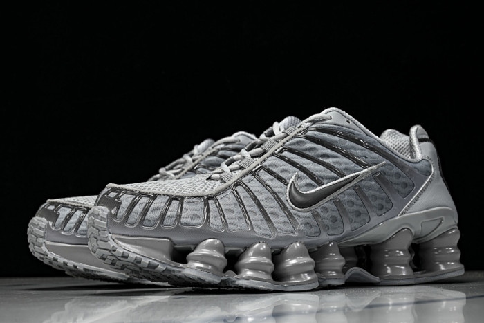 Nike Shox TL AV3595-015