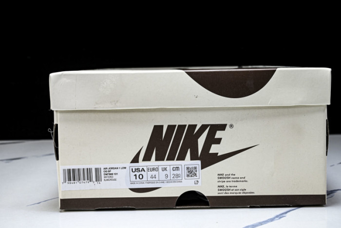 Travis Scott x Air Jordan 1 DM7866-101