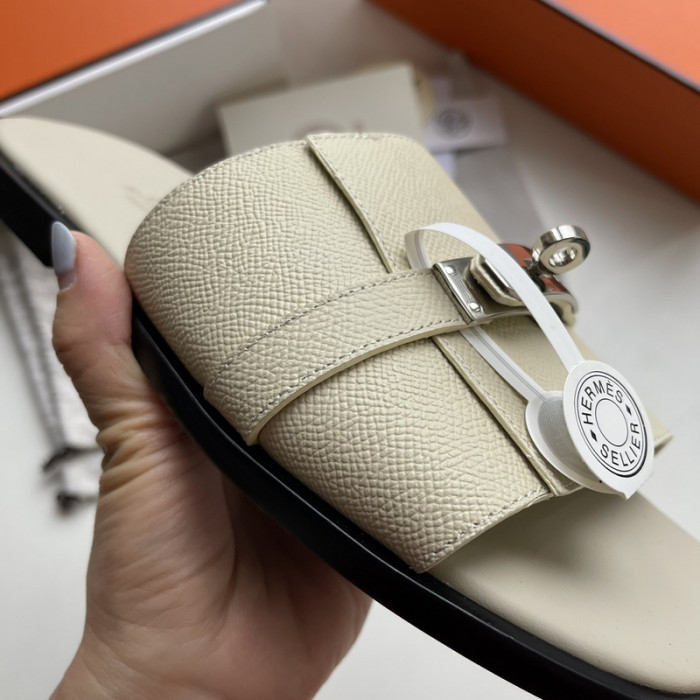 H**me5 hs-0112