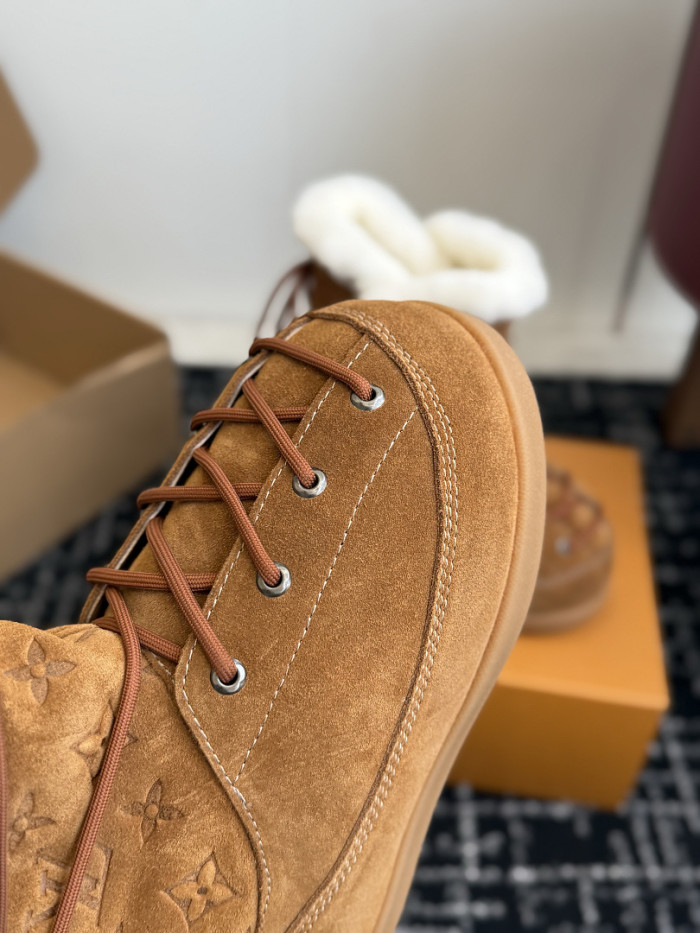 L**V**T* BOOTS LVTBS-068