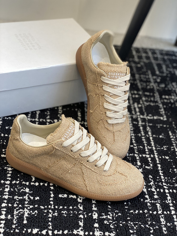 Ma*iso*n Mar*giela MAMA-030