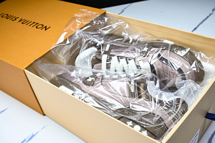 LVT SNEAKERS LVSRS-0172