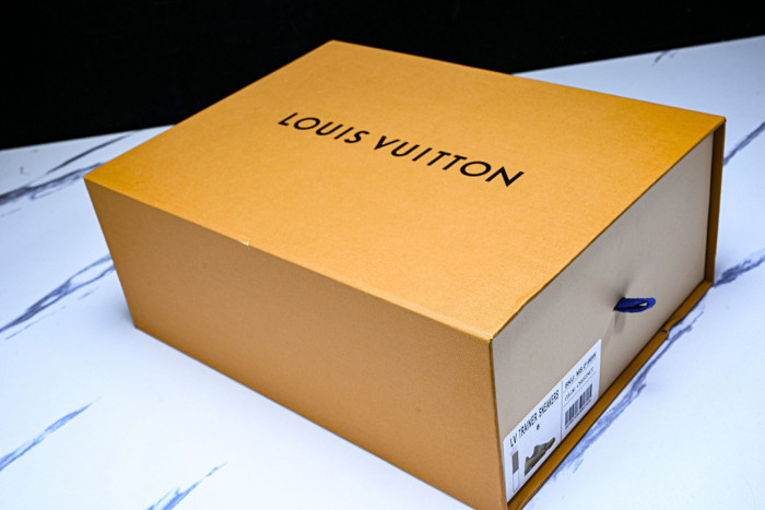 LVT SNEAKERS LVSRS-0172