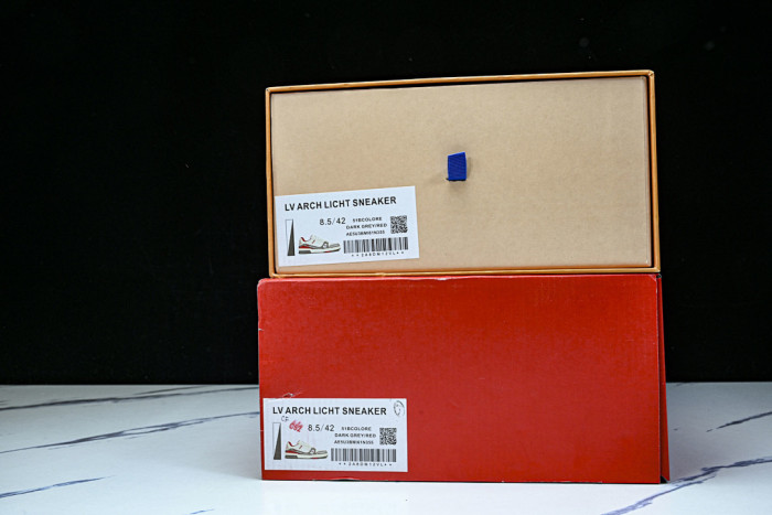 LVT SNEAKERS LVSRS-0185