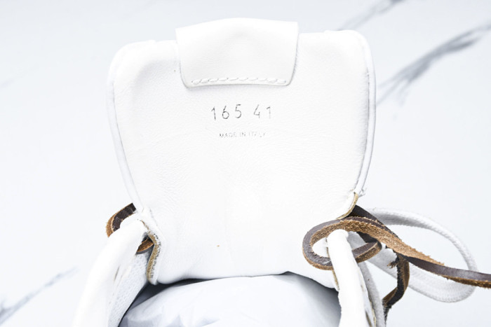 New Balance x MiuMiu 530 MM-002