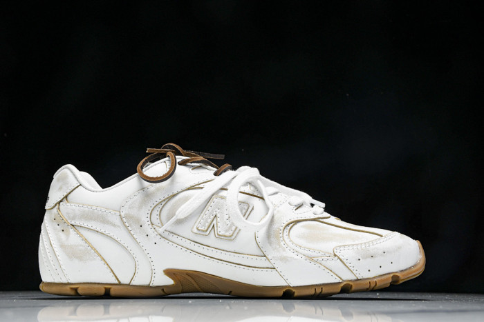New Balance x MiuMiu 530 MM-002