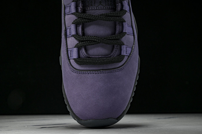Air Jordan 11 “Las Vegas” IO8961-553