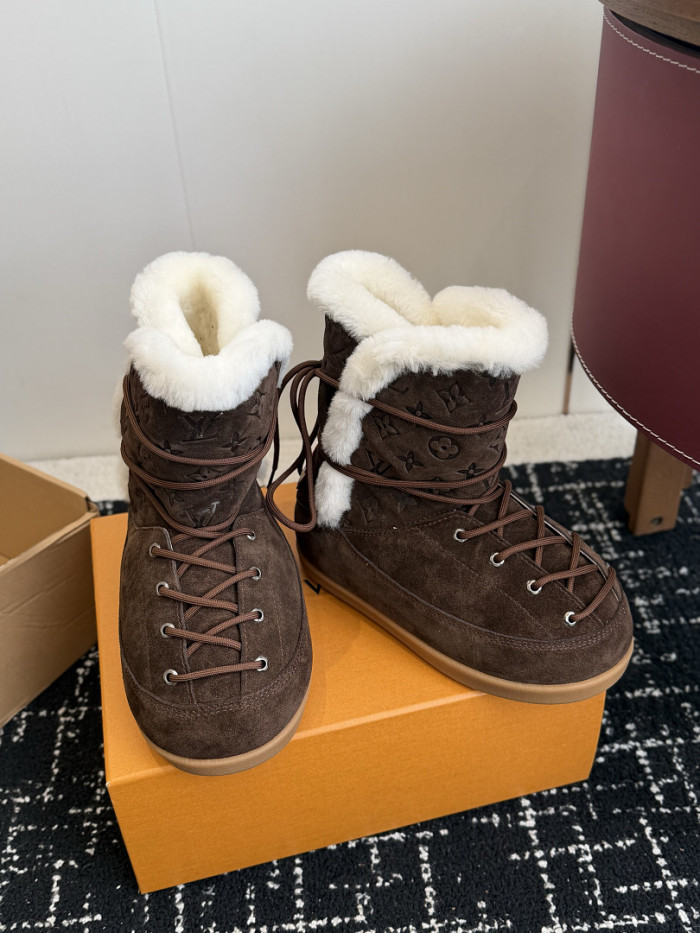 L**V**T* BOOTS LVTBS-066