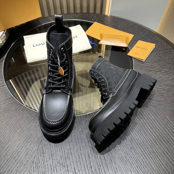 L**V**T* BOOTS LVTBS-061