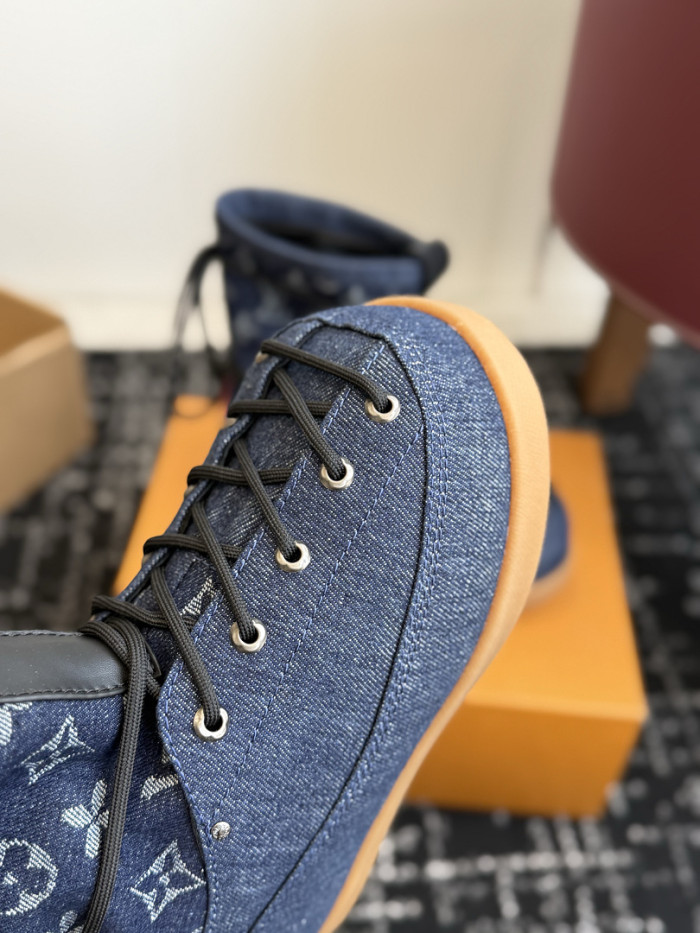 L**V**T* BOOTS LVTBS-071