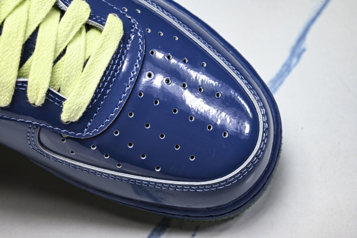Nike Air Force 1 IO4489-400