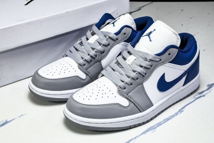 Jordan 1 Low Stealth French Blue DC0774-042