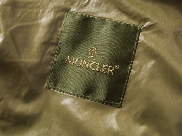 M0NCLER J-030
