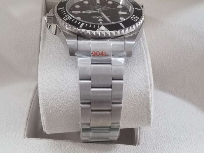 WATCH-010