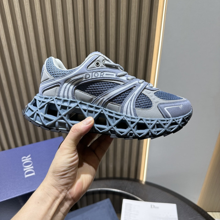 D10r x Kaws B35 NXT DRB35-014
