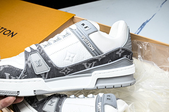 LVT SNEAKERS LVSRS-0104