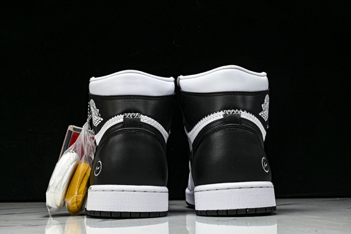 fragment Design x Union x Air Jordan 1 II7282-100
