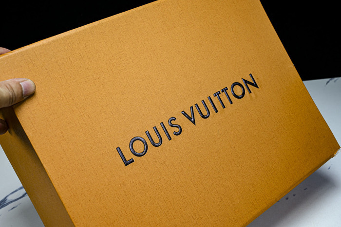 L*VT TRAINER MAXI LVSMS-004