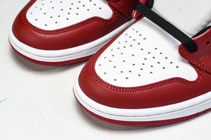 Jordan 1 Retro Chicago 555088-101