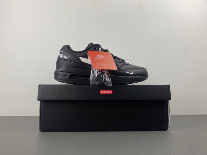 Supreme x Nike Air Max 1