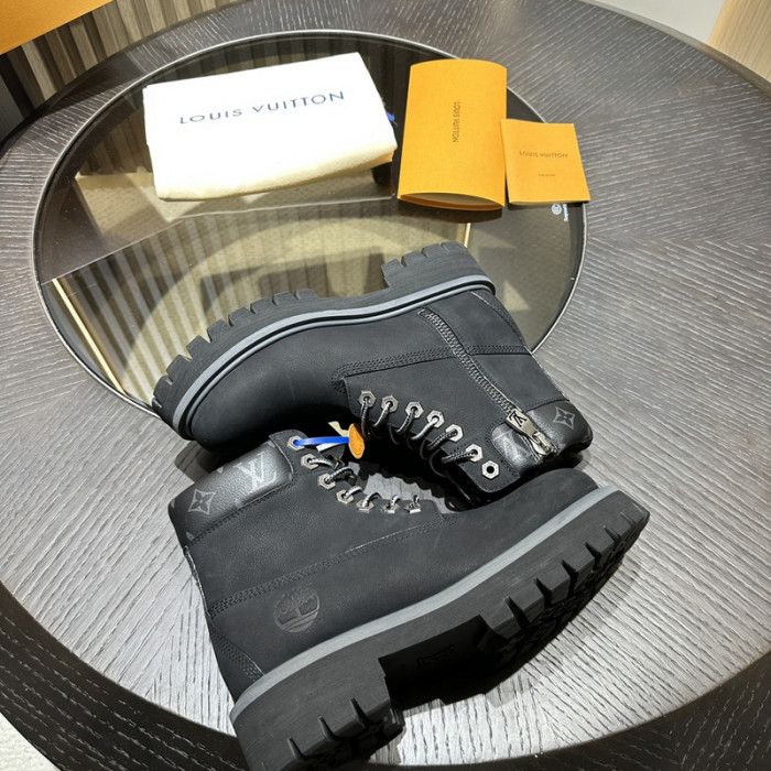 L**V**T* BOOTS LVTBS-030