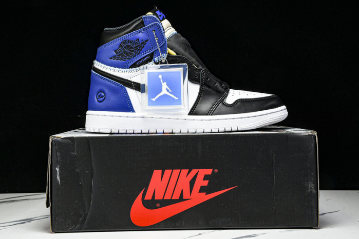 Air Jordan 1 High OG IO7847-001