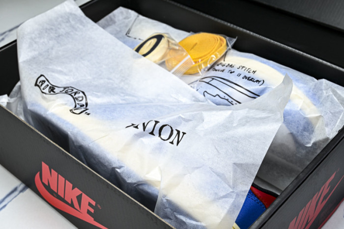 Air Jordan 1 Retro Low OG Summit White HQ6998-106