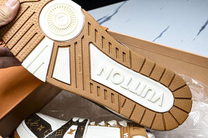 LVT SNEAKERS LVSRS-0184