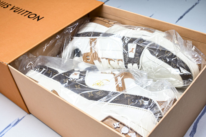 LVT SNEAKERS LVSRS-0184