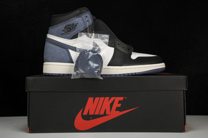 Air Jordan 1 Retro High "Metallic Gold" 555088-115