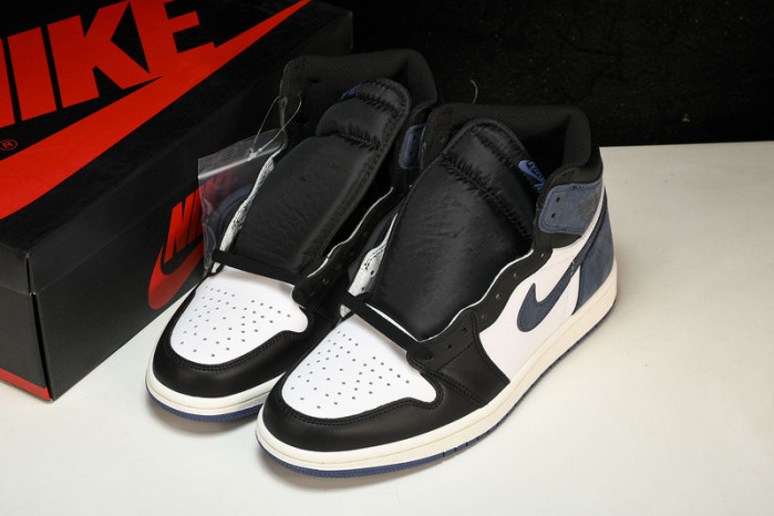Air Jordan 1 Retro High "Metallic Gold" 555088-115