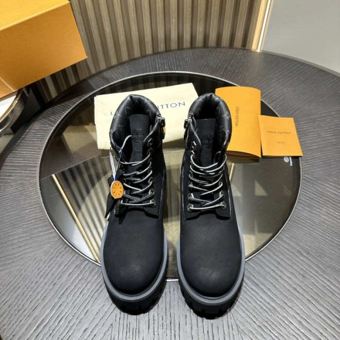 L**V**T* BOOTS LVTBS-044