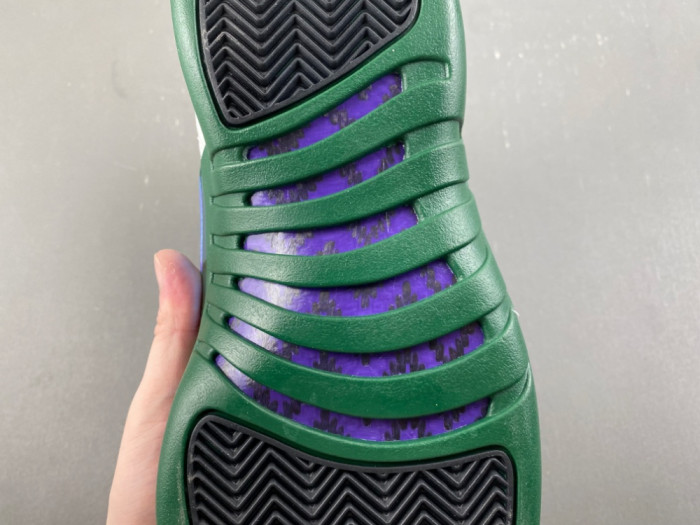 Air Jordan 12 “Bucks” CT8013-103