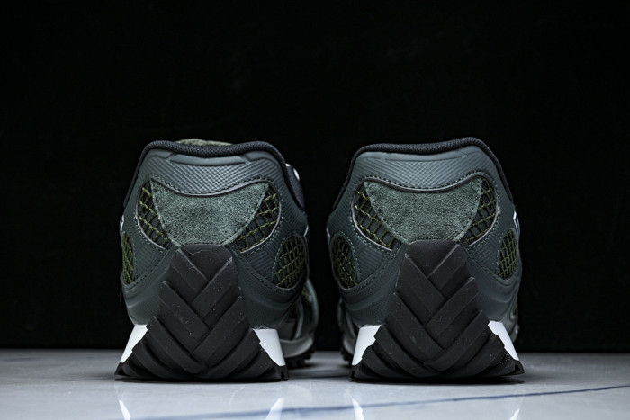 B0tt*ga Ven*ta SNEAKER BVS-056
