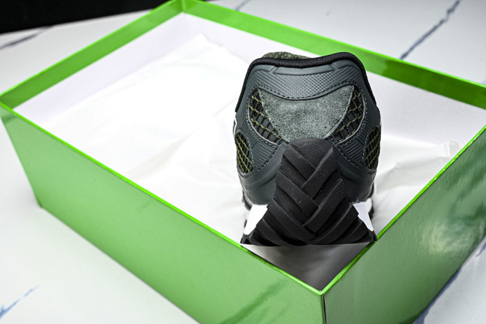 B0tt*ga Ven*ta SNEAKER BVS-056