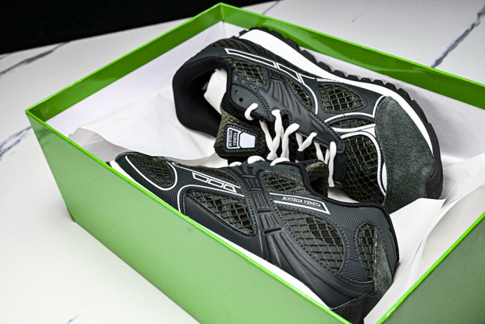 B0tt*ga Ven*ta SNEAKER BVS-056