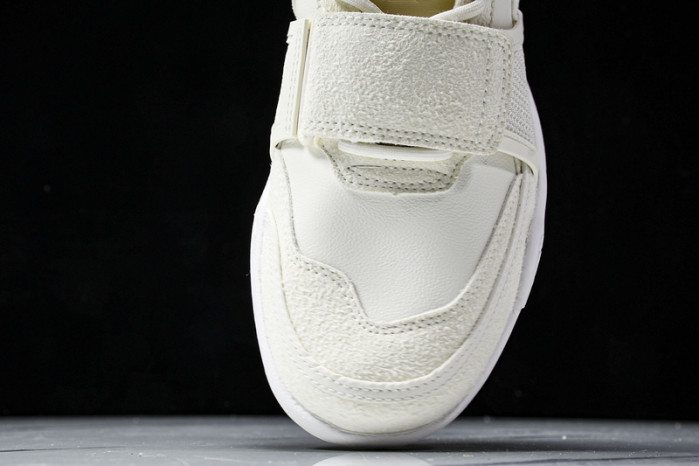 Travis Scott x Nike Zoom Field Jaxx “Sail” HQ3061-100